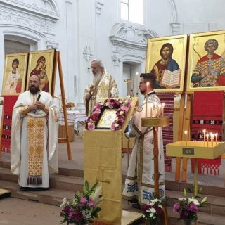 Vizită arhierească în parohia românească din Freiburg, Germania